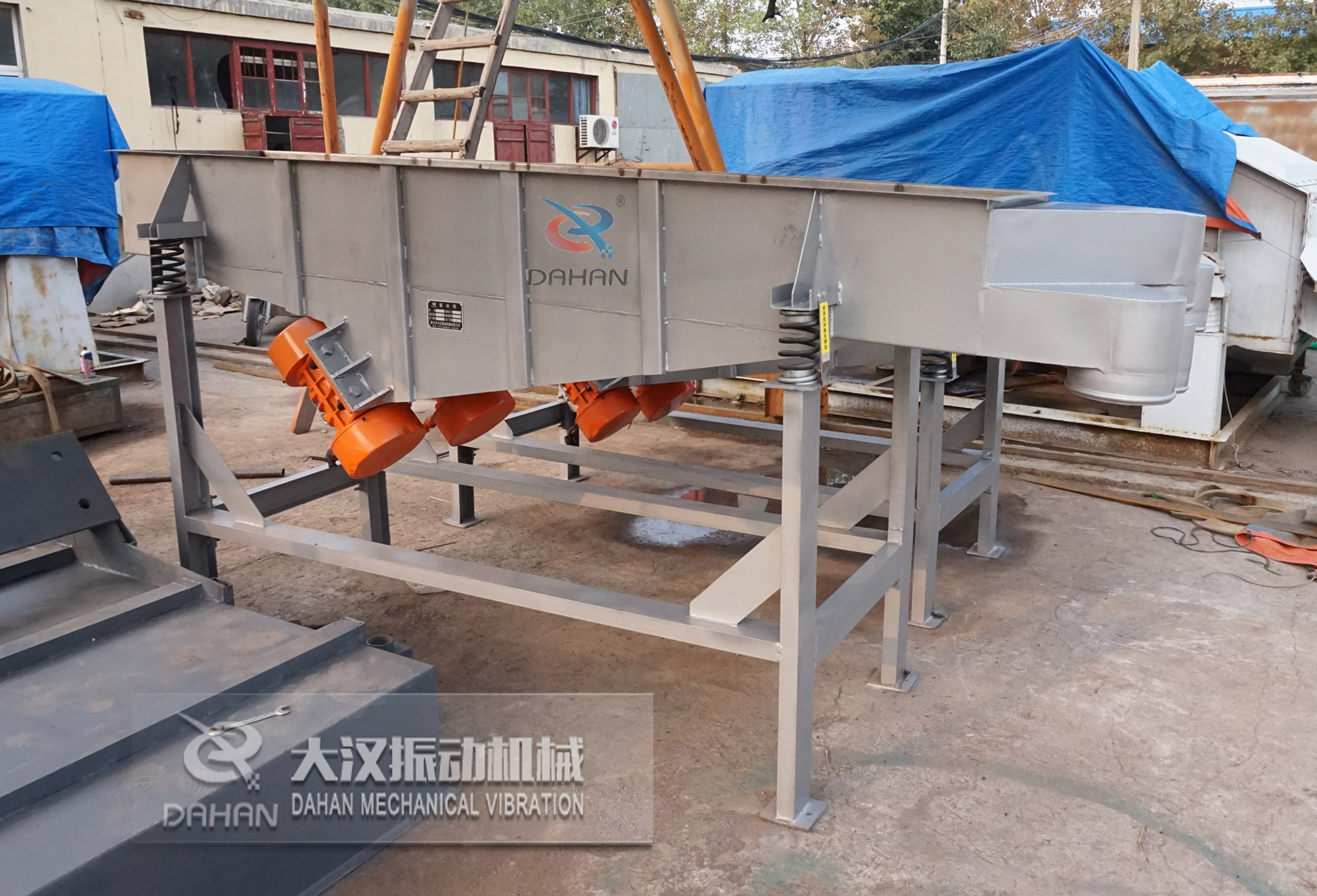 528型不銹鋼直線振動篩粉機